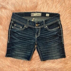 BKE Denim Dark Wash Stella Jean Short Size 27